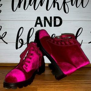 EUC Women’s Velvet Fuchsia Moto Boot